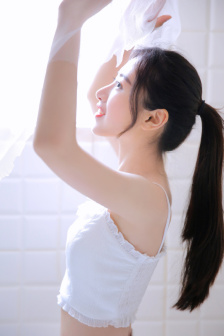 罗莎《洛可》意大利版MV